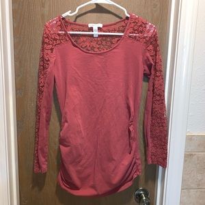 Medium maternity shirt